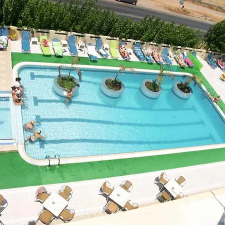 Nikos Hotel 2*